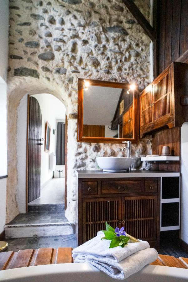 Maison de charme à proximité de Pau - 3 chambres - 6 p - Jardin Sendets  Extérieur photo